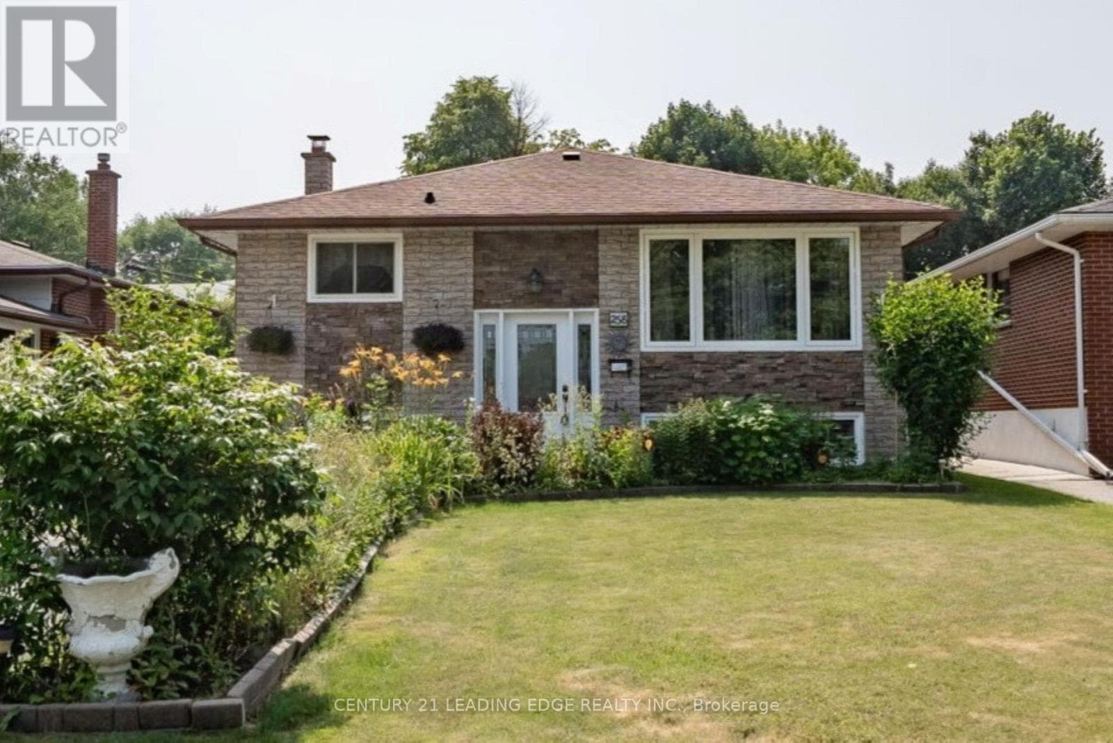 258 Nipigon Street