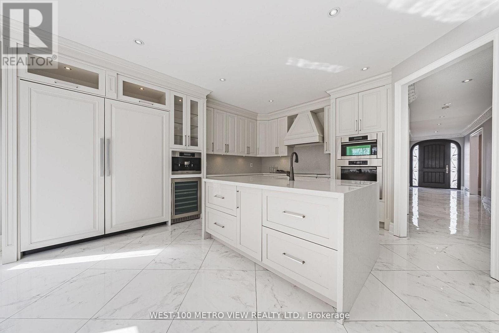 589 Glen Park Avenue