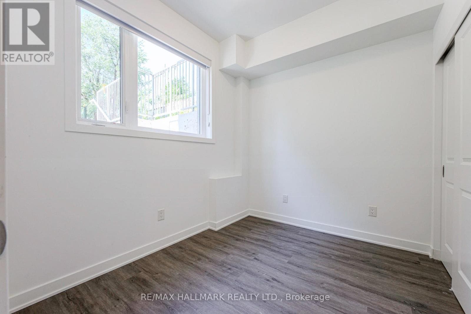 Single Family at 125- 37 Danforth Road, Toronto (Oakridge), Ontario - Photo 2 - RE/MAX Garden City Realty