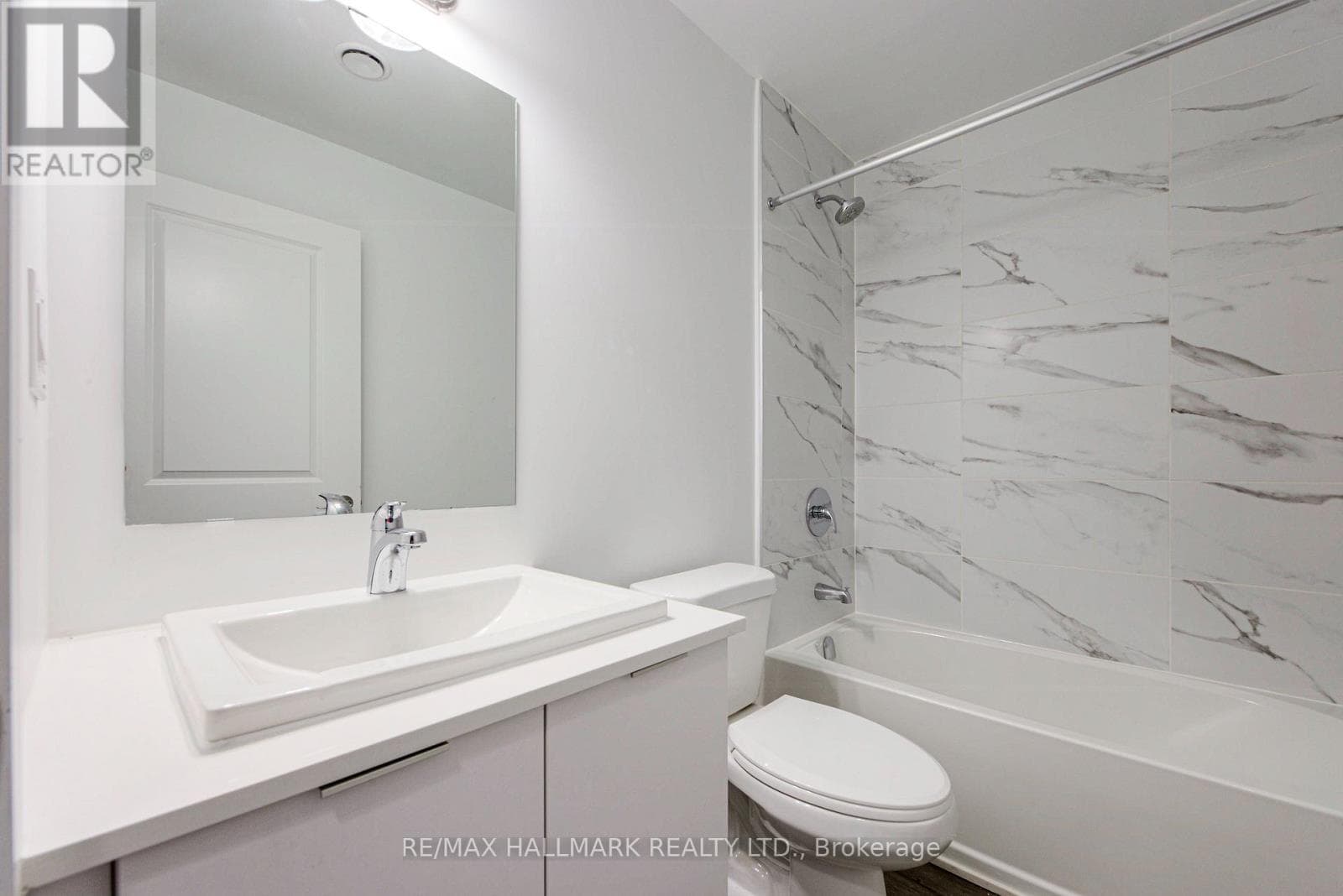 Single Family at 103- 35 Danforth Road, Toronto (Oakridge), Ontario - Photo 6 - RE/MAX Garden City Realty
