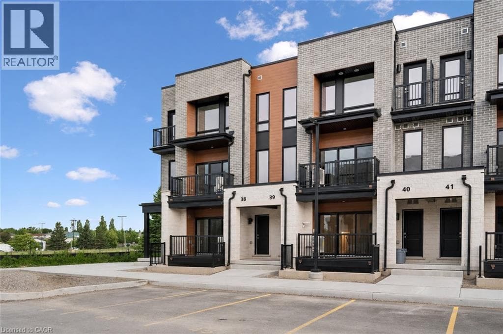 Single Family at B039- 525 ERINBROOK Drive, Kitchener, Ontario - Photo 3 - RE/MAX Garden City Realty