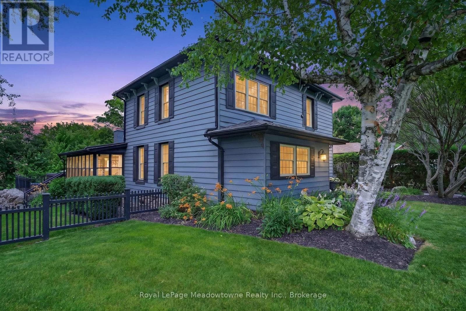 53 CAMPBELL Avenue