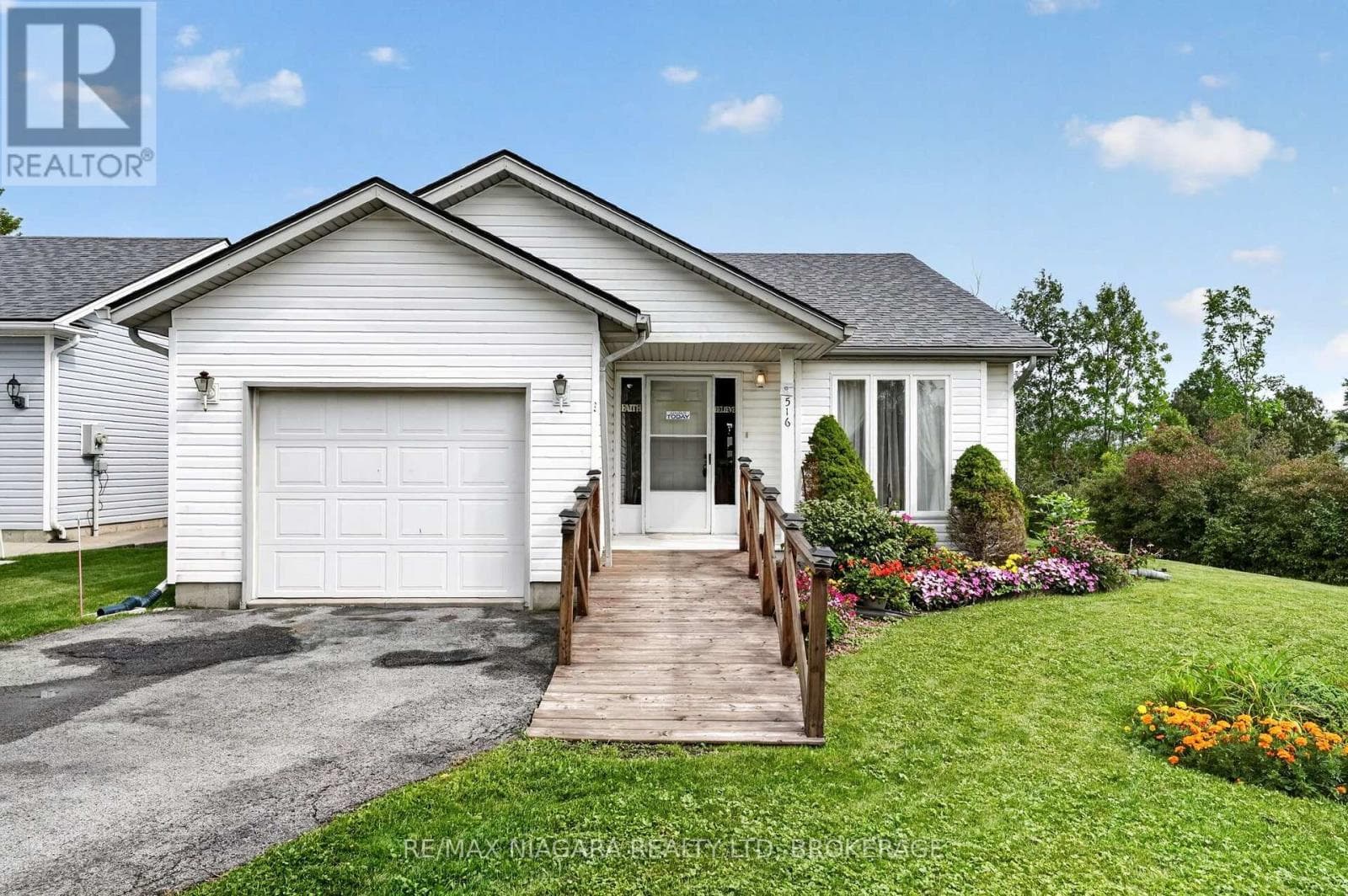 516- 3033 Townline Road