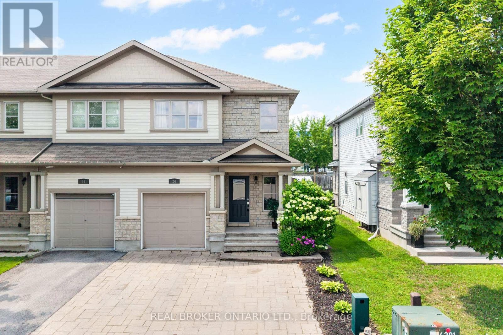 24 Hackberry Trail