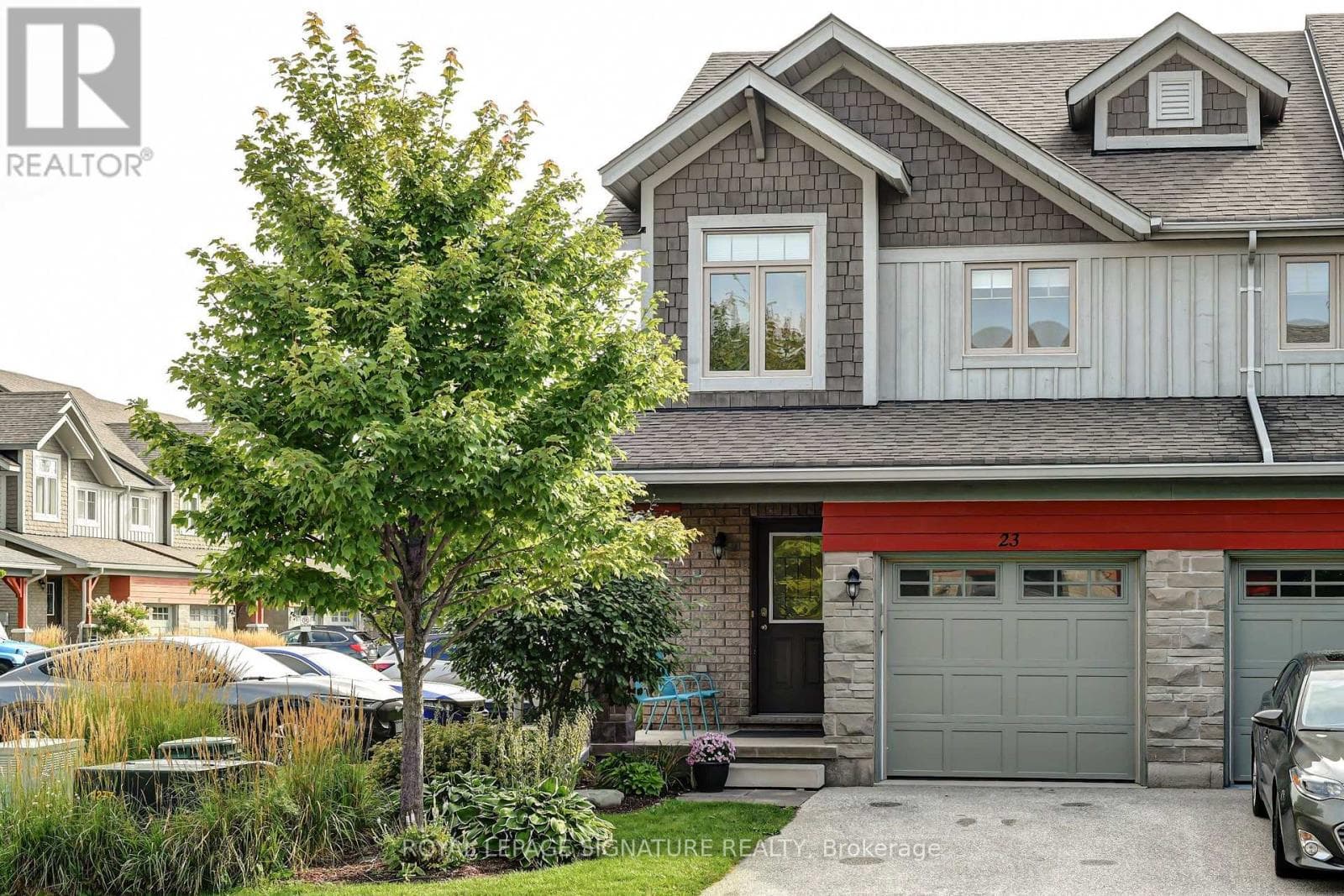 23 Silver Glen Boulevard