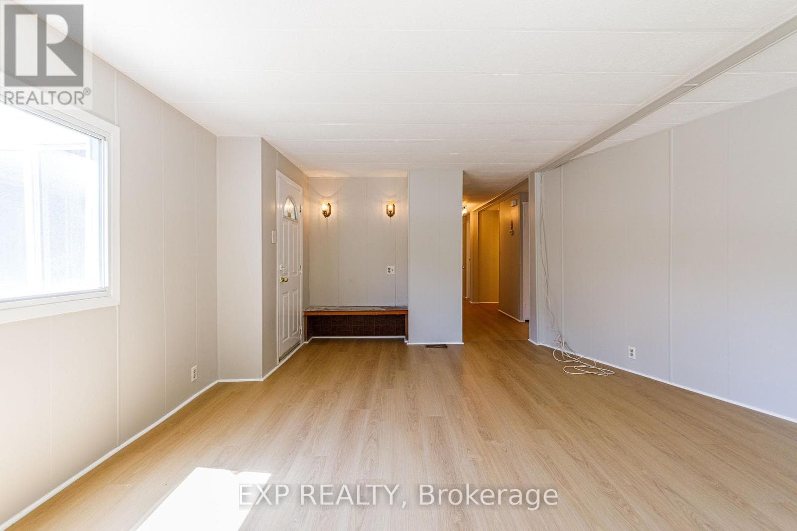 Single Family at 21 Maplewood Avenue, Carleton Place, Ontario - Photo 6 - RE/MAX Garden City Realty