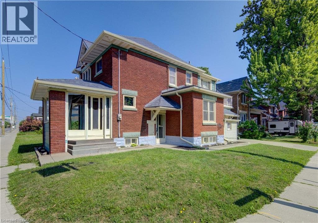 Single Family at 224 WEBER Street, Kitchener, Ontario - Photo 2 - RE/MAX Garden City Realty