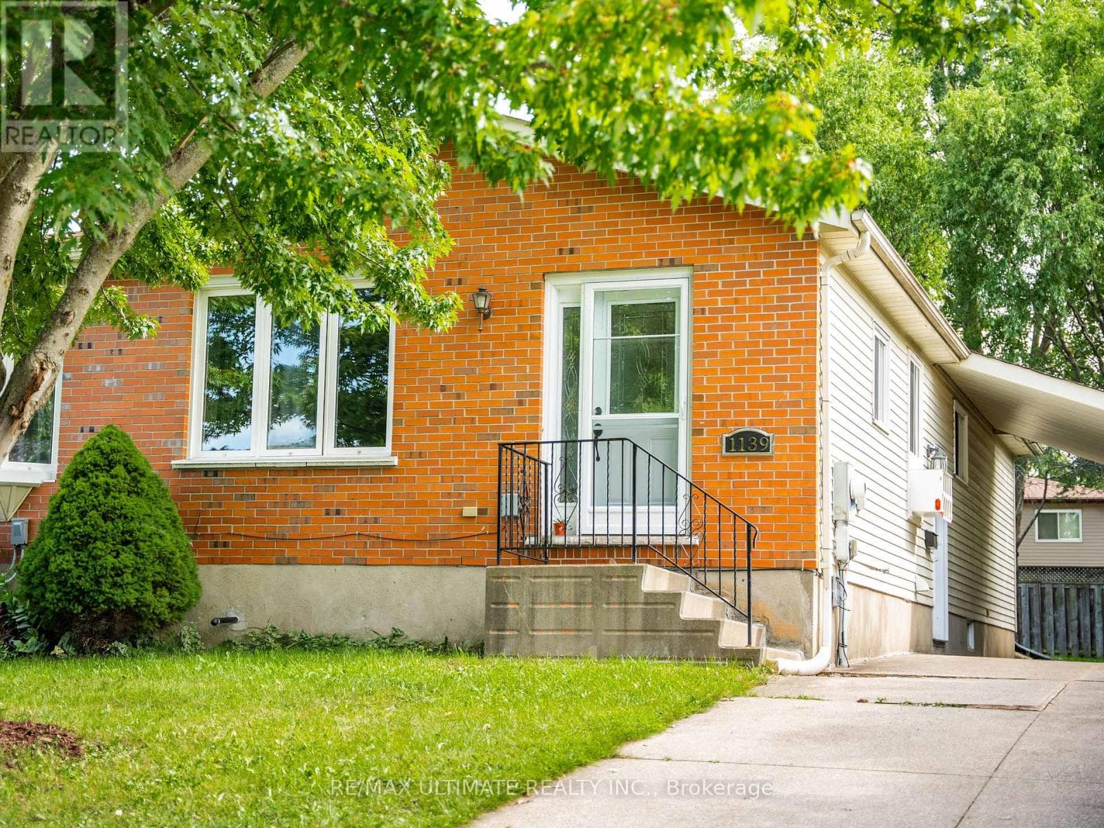 B- 1139 15th Street