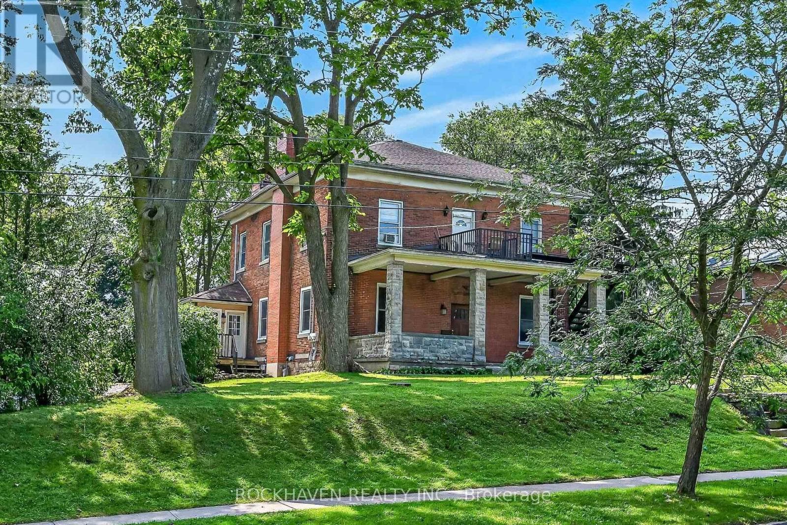 15 St David Street