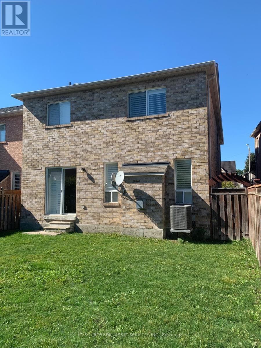 Single Family at Upper- 4783 Apple Blossom Circle, Mississauga (East Credit), Ontario - Photo 10 - RE/MAX Garden City Realty