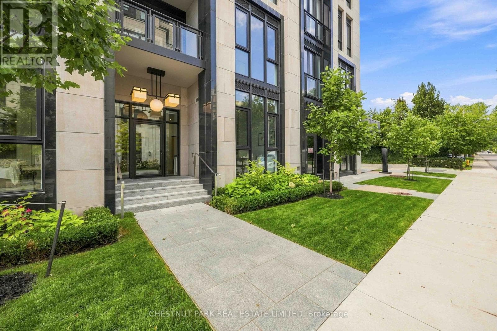 101- 2 Forest Hill Road