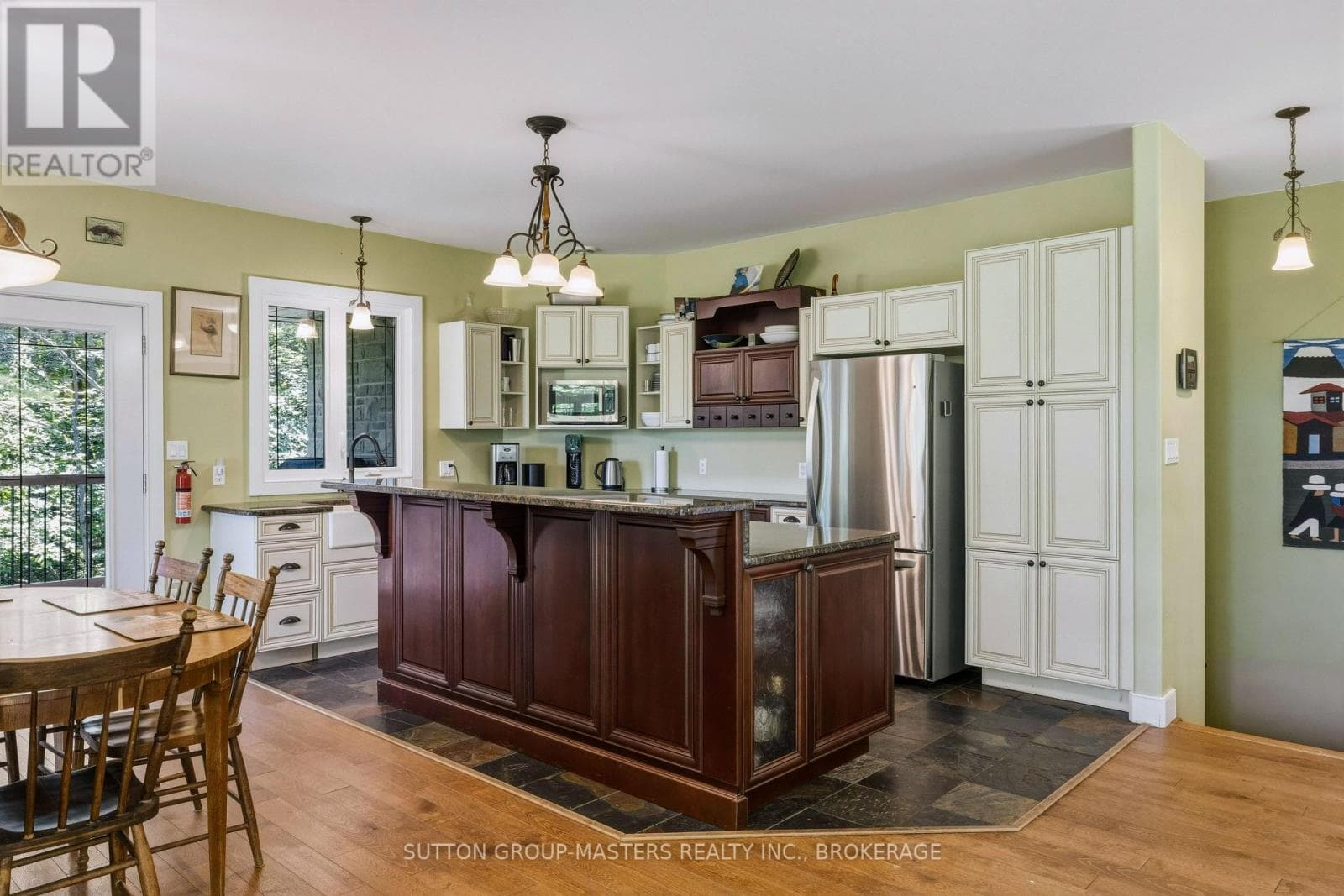 Single Family at 139 Country Woods Drive, Frontenac (Frontenac South), Ontario - Photo 9 - RE/MAX Garden City Realty