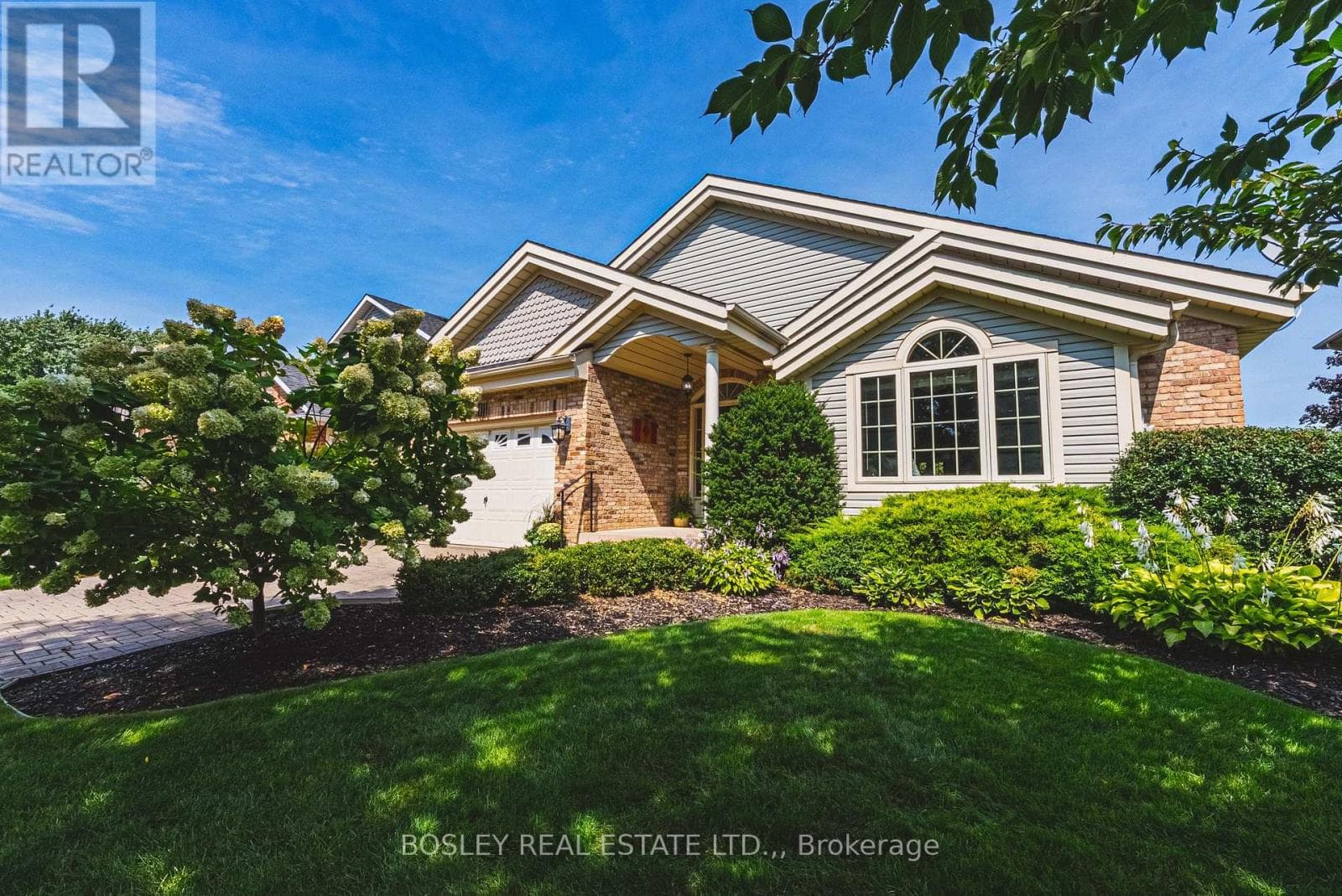 4011 AZALEA Crescent
