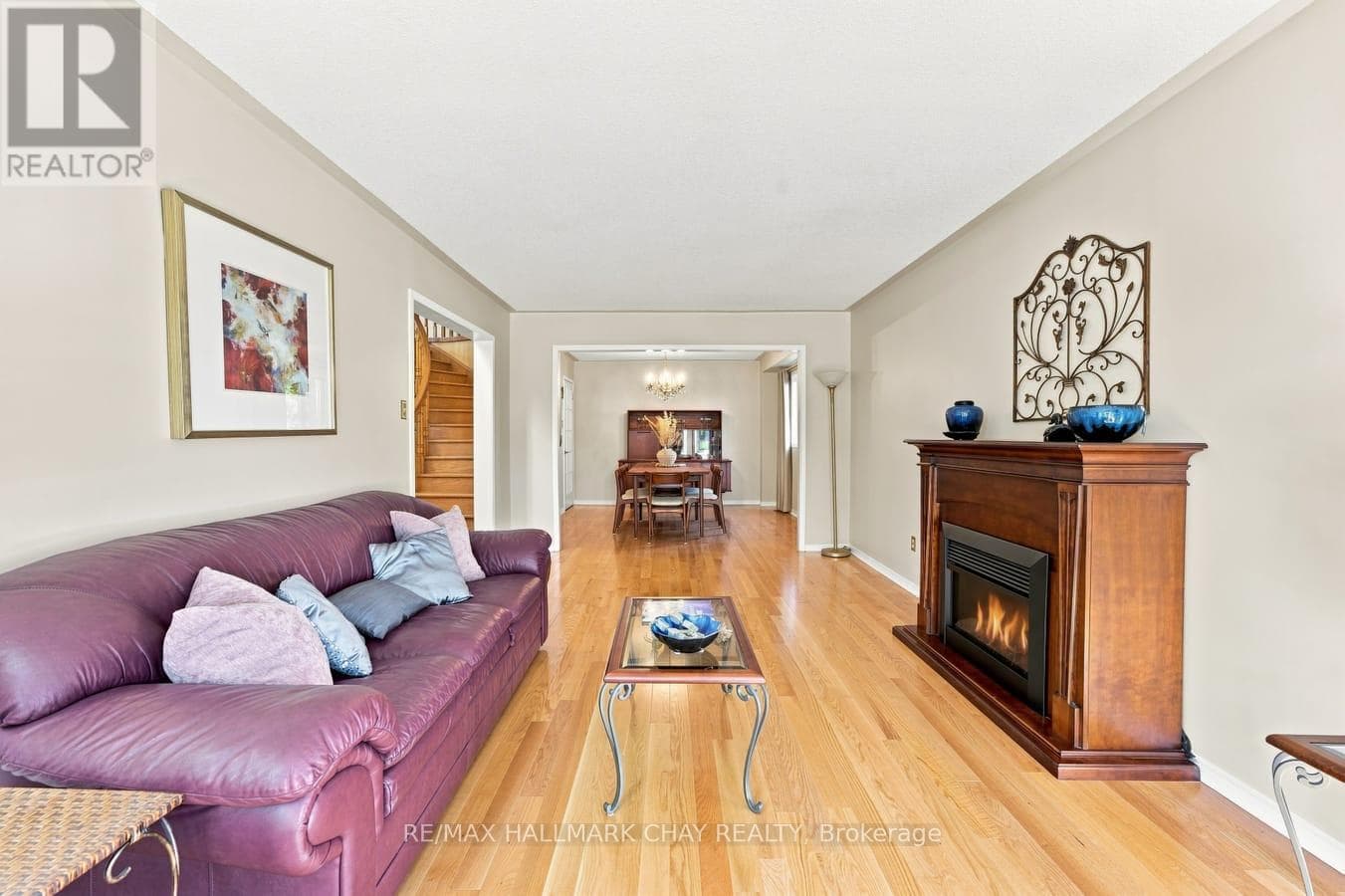 Single Family at 380 Alex Doner Drive, Newmarket (Glenway Estates), Ontario - Photo 8 - RE/MAX Garden City Realty