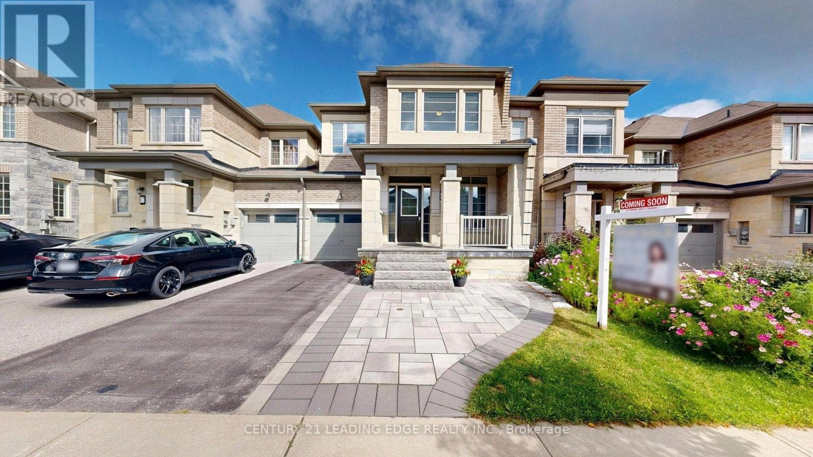 64 Mondial Crescent