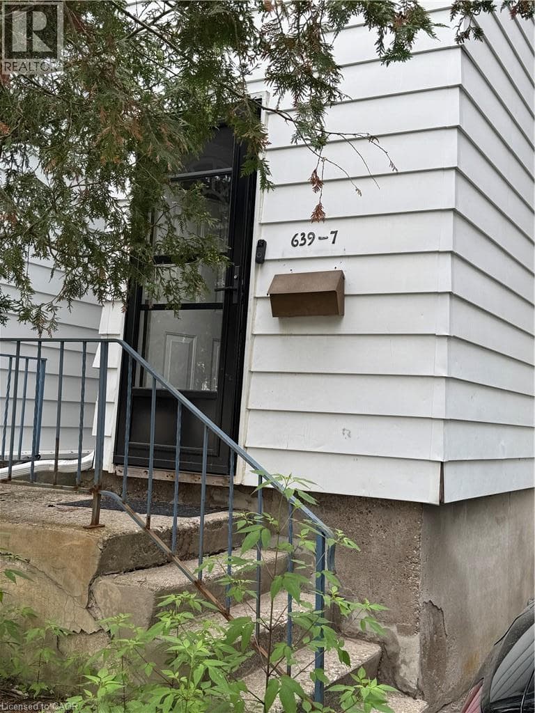 7- 639 ALBERT Street