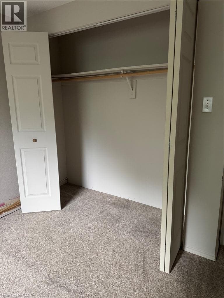 Single Family at 7- 639 ALBERT Street, Waterloo, Ontario - Photo 6 - RE/MAX Garden City Realty