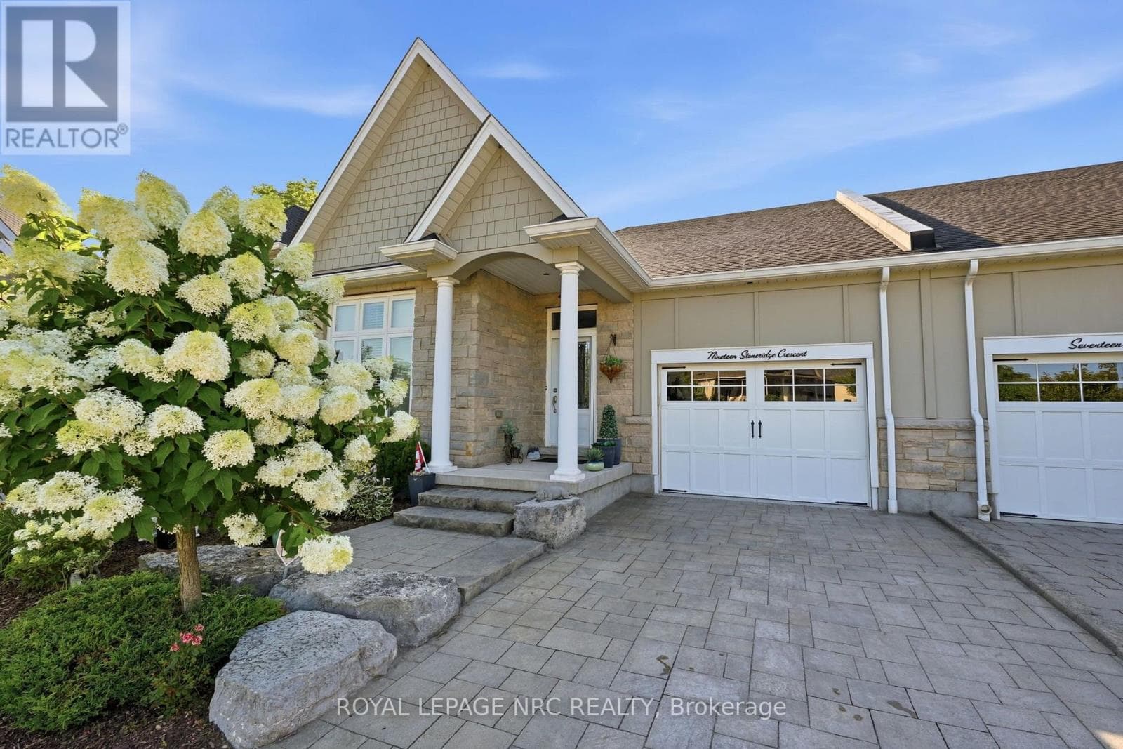 19 Stoneridge Crescent