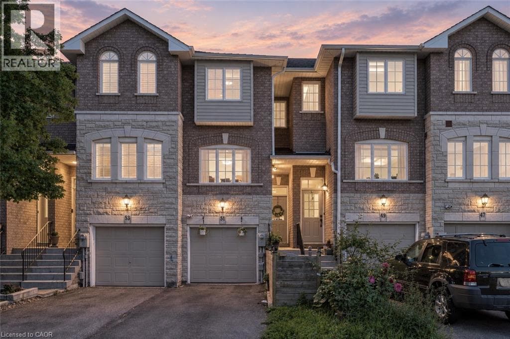 51 MOUNT DENNIS Drive