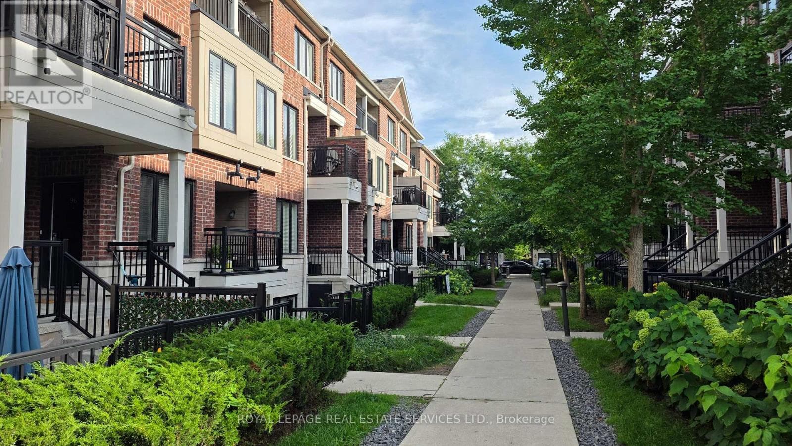101- 30 Carnation Avenue