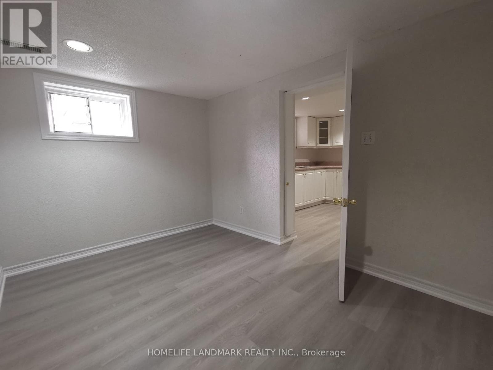 Single Family at Basement- 288 Maple Leaf Drive, Toronto (Rustic), Ontario - Photo 4 - RE/MAX Garden City Realty