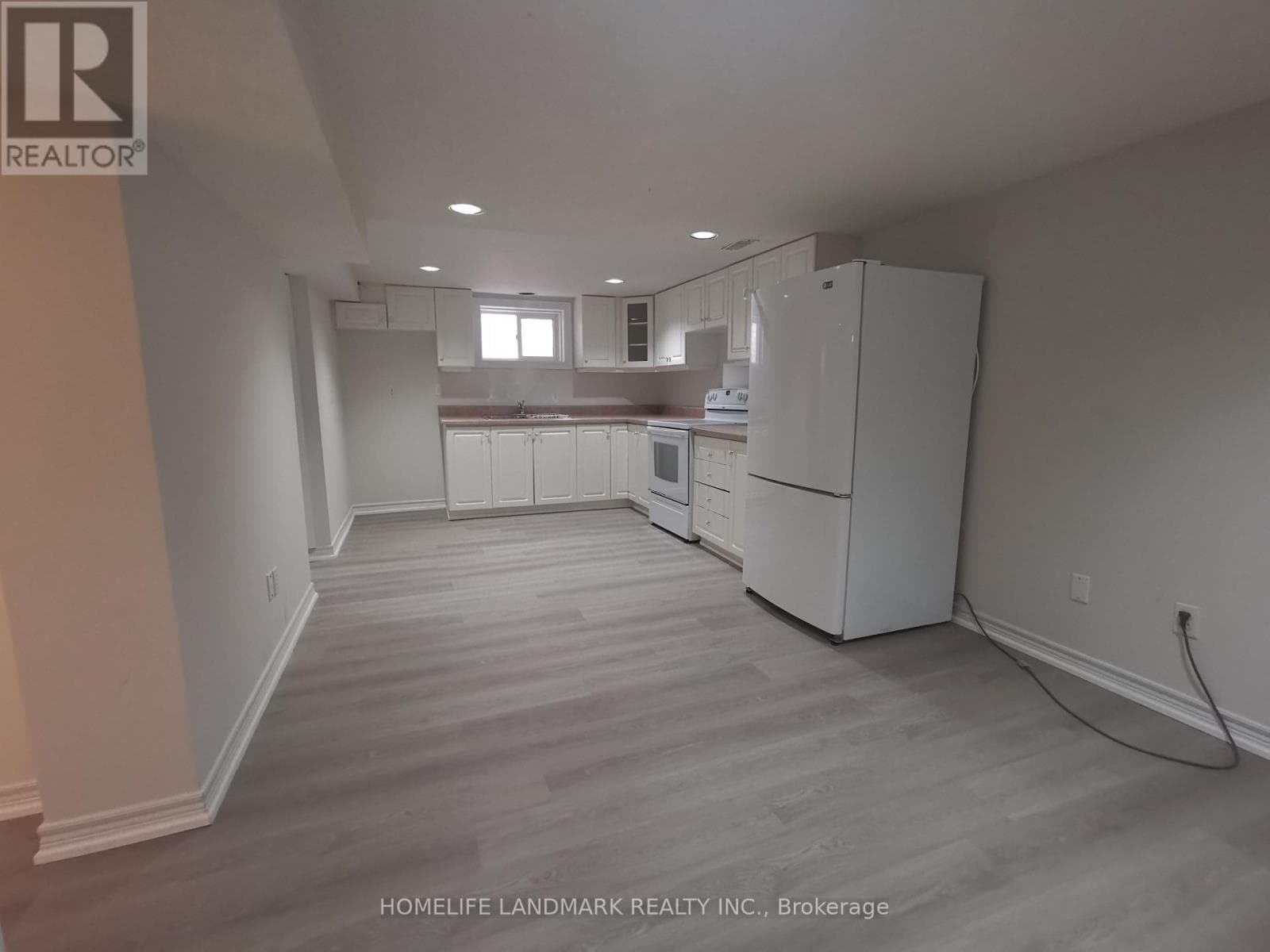 Single Family at Basement- 288 Maple Leaf Drive, Toronto (Rustic), Ontario - Photo 6 - RE/MAX Garden City Realty