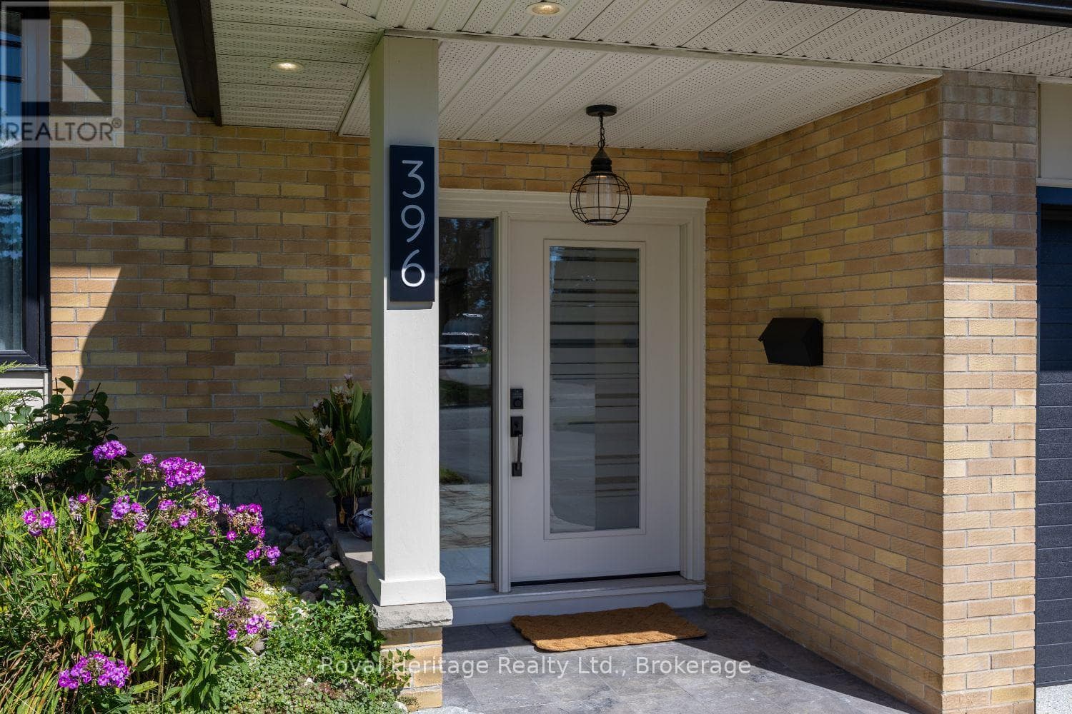 Single Family at 396 Jane Avenue, Oshawa (Northglen), Ontario - Photo 2 - RE/MAX Garden City Realty