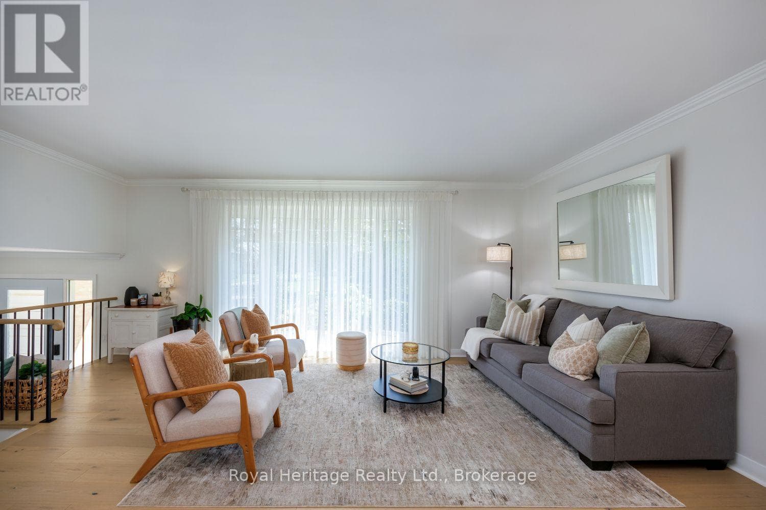 Single Family at 396 Jane Avenue, Oshawa (Northglen), Ontario - Photo 6 - RE/MAX Garden City Realty