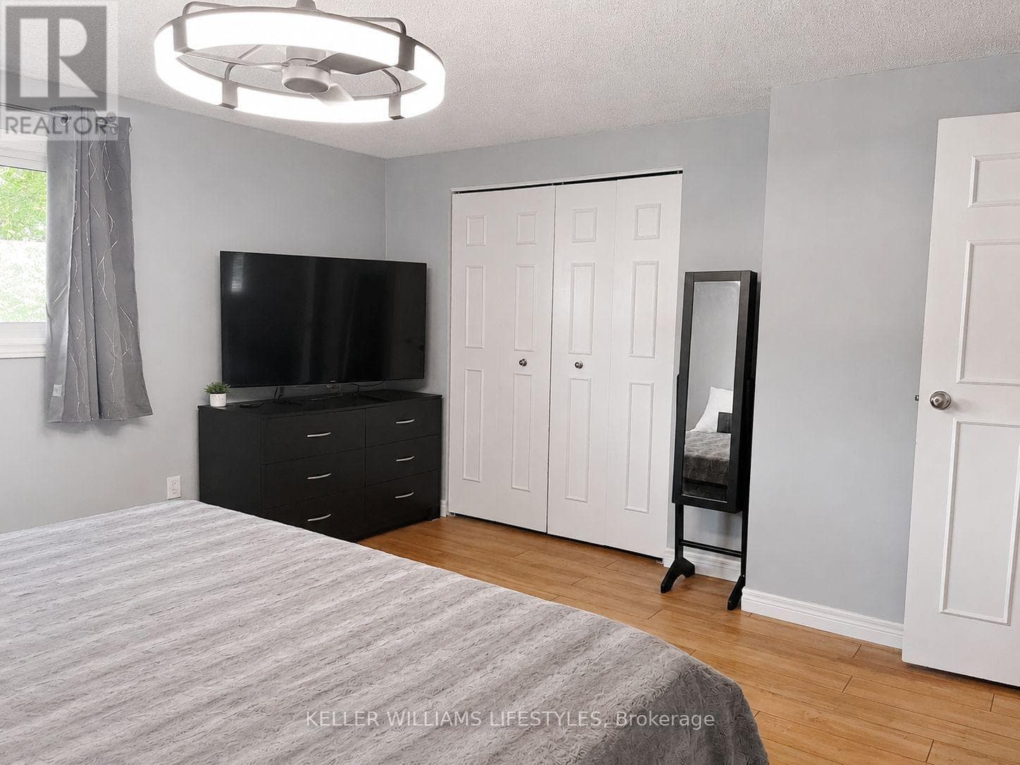 Single Family at 46- 700 EXETER Road, London South (South X), Ontario - Photo 8 - RE/MAX Garden City Realty