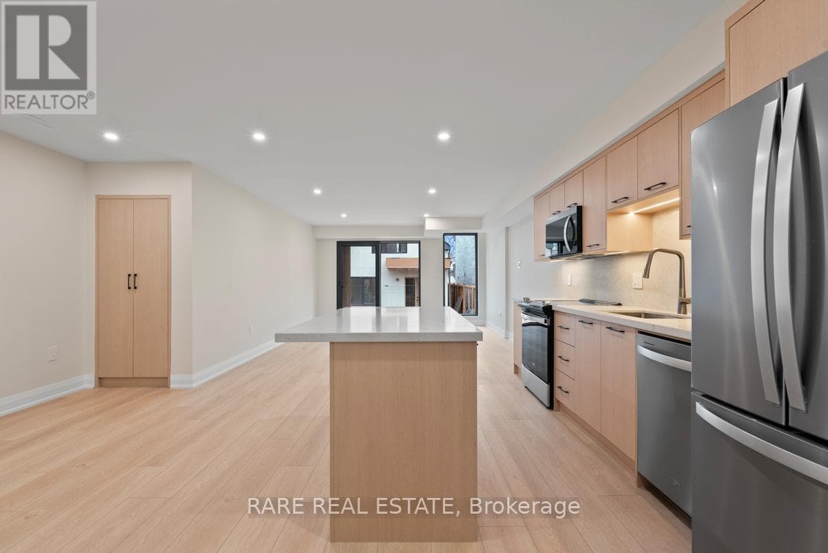 Single Family at 1- 191 Gledhill Avenue, Toronto (Woodbine-Lumsden), Ontario - Photo 10 - RE/MAX Garden City Realty