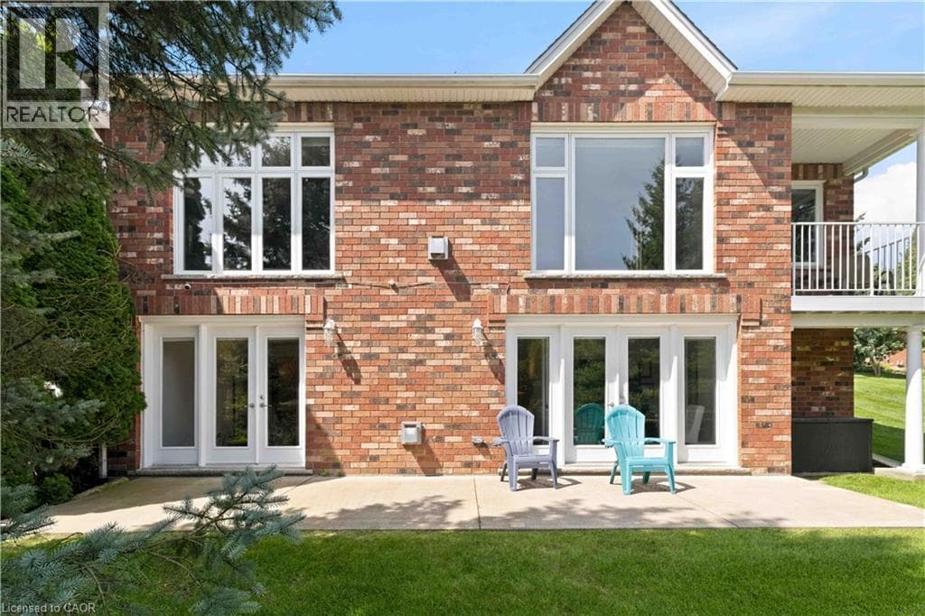 Single Family at 2182 STONEHAVEN Avenue, Niagara Falls, Ontario - Photo 8 - RE/MAX Garden City Realty