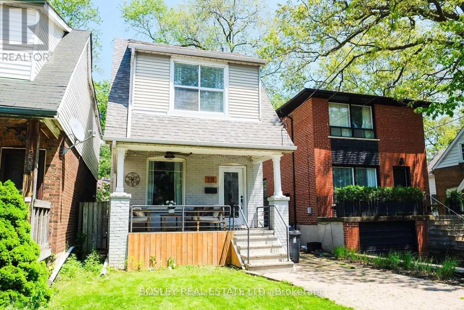 231 Chisholm Avenue