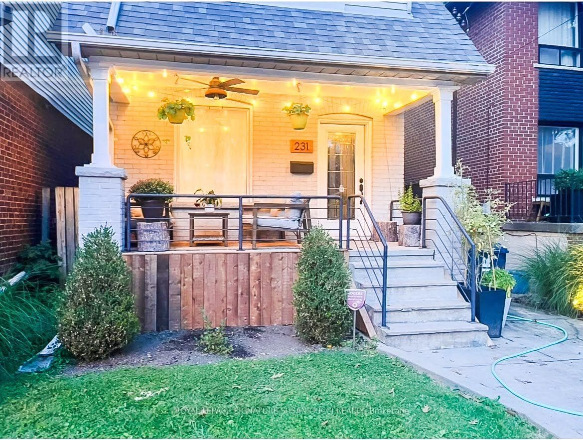 Single Family at 231 Chisholm Avenue, Toronto (Woodbine-Lumsden), Ontario - Photo 2 - RE/MAX Garden City Realty