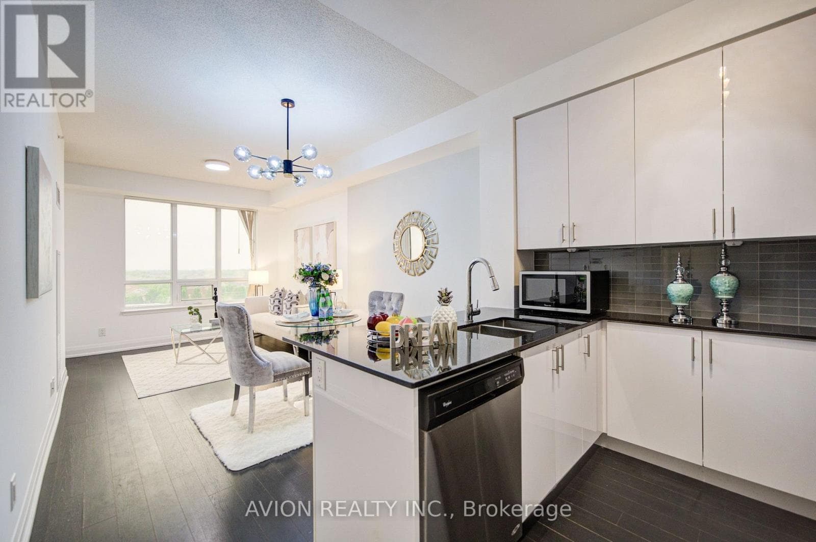 907- 9582 Markham Road
