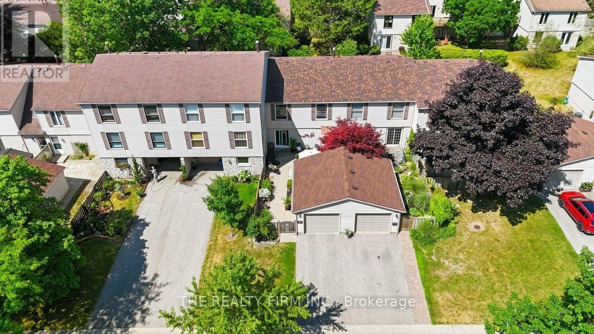 905 Dalhousie Drive