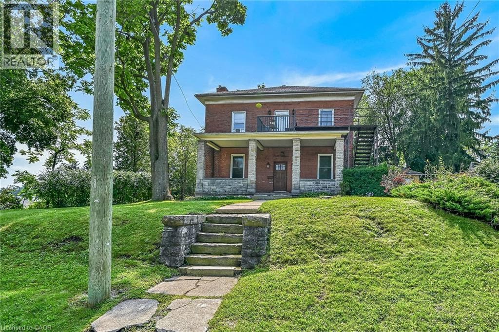 Multi-family at 15 ST DAVID Street, Thorold, Ontario - Photo 3 - RE/MAX Garden City Realty