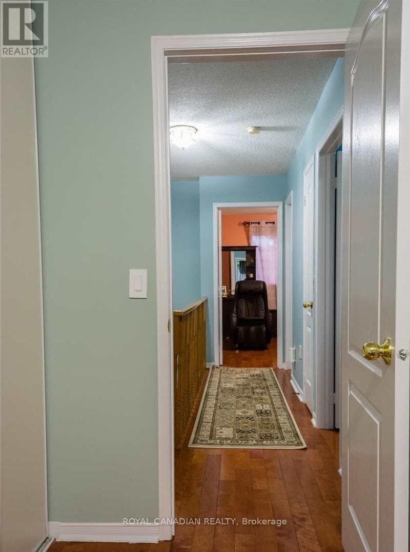 Single Family at 209- 5030 Heatherleigh Avenue, Mississauga (East Credit), Ontario - Photo 9 - RE/MAX Garden City Realty