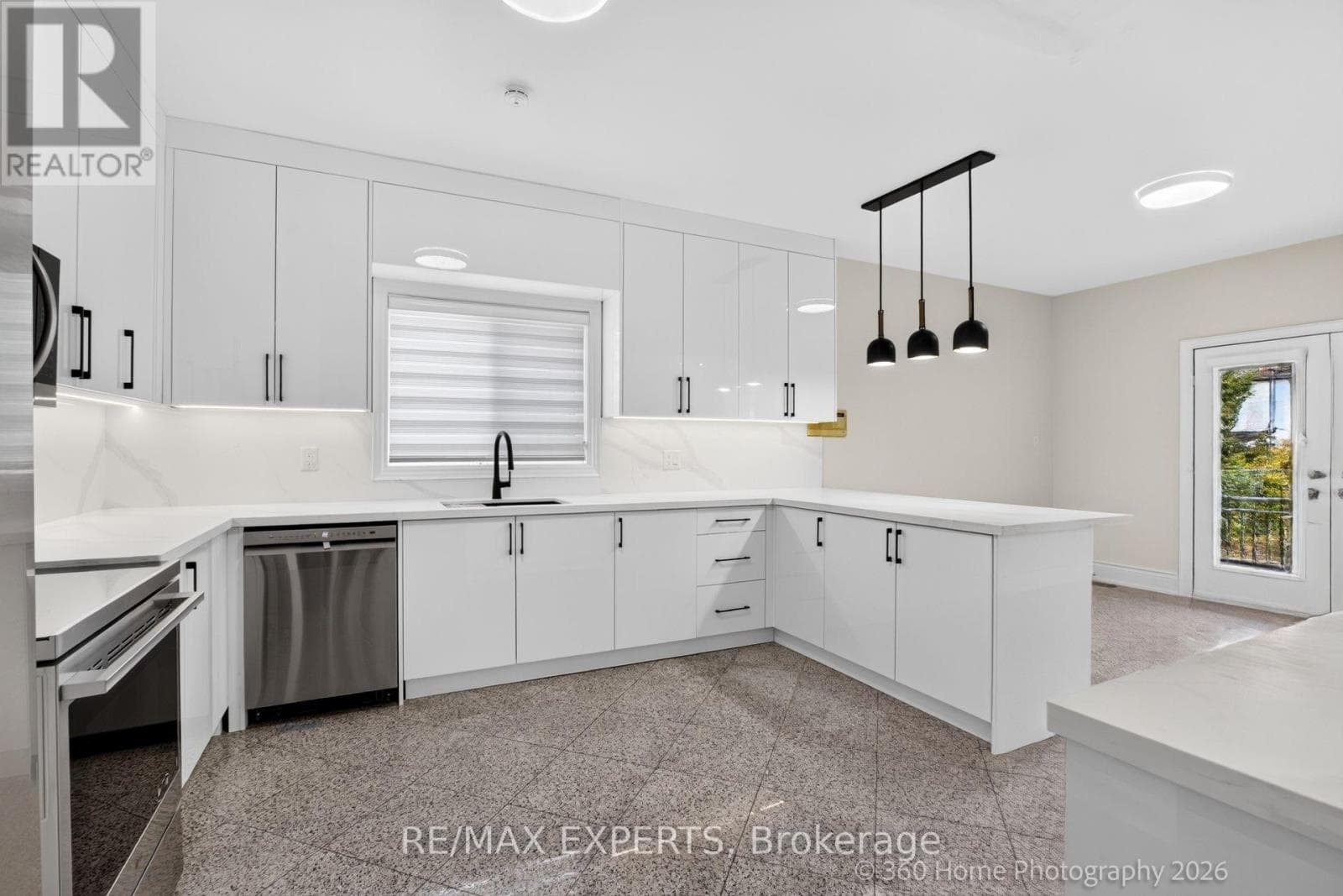 Single Family at 38A Marcia Avenue, Toronto (Yorkdale-Glen Park), Ontario - Photo 10 - RE/MAX Garden City Realty