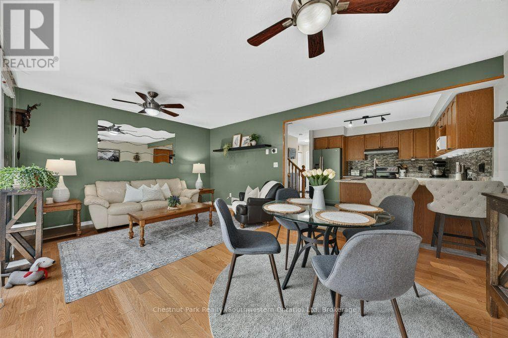 48- 31 Schroder Crescent