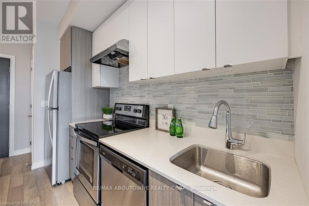 Single Family at B416- 5240 DUNDAS Street, Burlington (Orchard), Ontario - Photo 6 - RE/MAX Garden City Realty