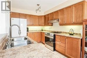 Single Family at 344 MAIN STREET EAST Street, Grimsby (Grimsby East), Ontario - Photo 5 - RE/MAX Garden City Realty