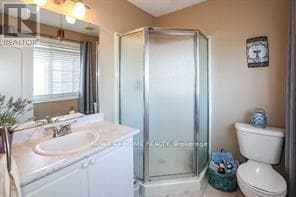 Single Family at 344 MAIN STREET EAST Street, Grimsby (Grimsby East), Ontario - Photo 6 - RE/MAX Garden City Realty