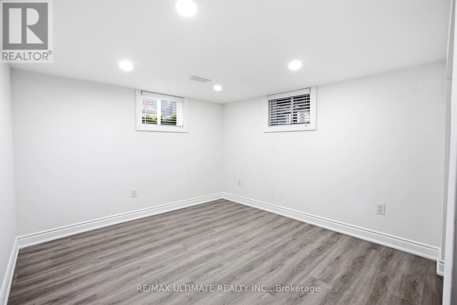 Single Family at 355 Culford Road, Toronto (Maple Leaf), Ontario - Photo 5 - RE/MAX Garden City Realty
