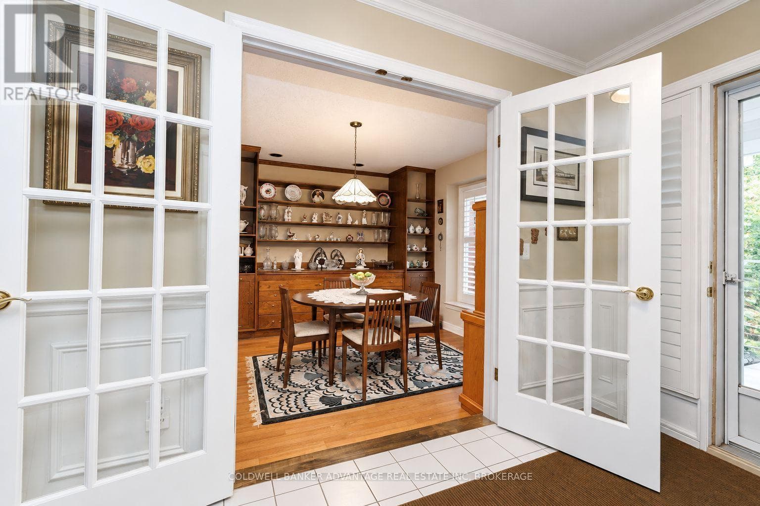 Single Family at 8165 Mount Olive Crescent, Niagara Falls (Mt. Carmel), Ontario - Photo 6 - RE/MAX Garden City Realty