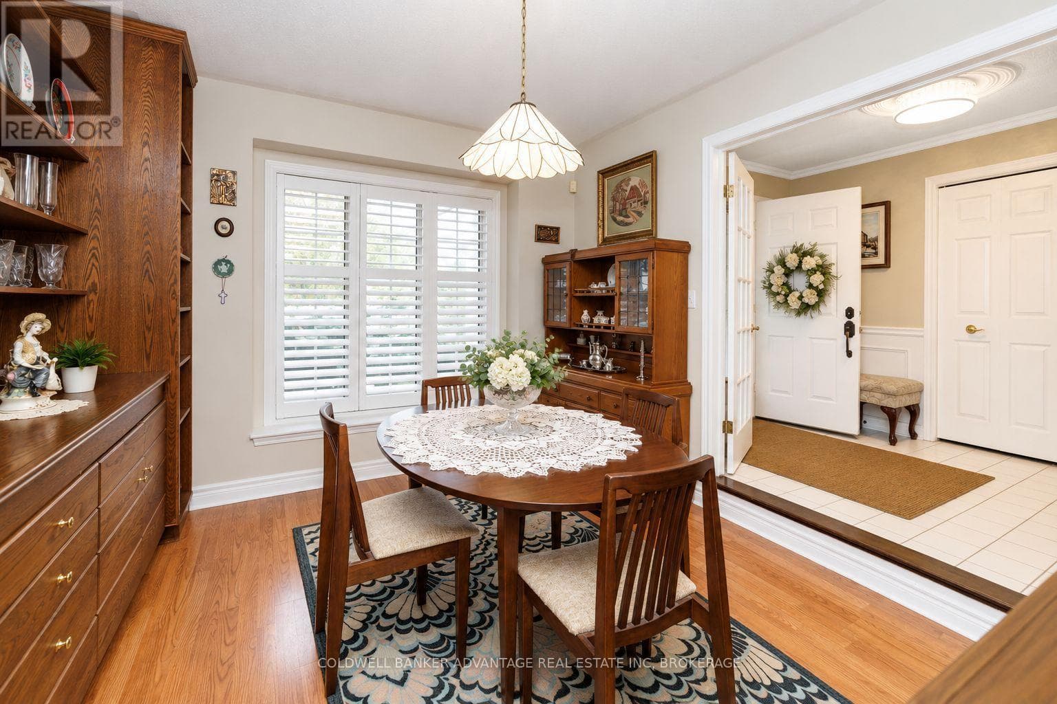 Single Family at 8165 Mount Olive Crescent, Niagara Falls (Mt. Carmel), Ontario - Photo 9 - RE/MAX Garden City Realty