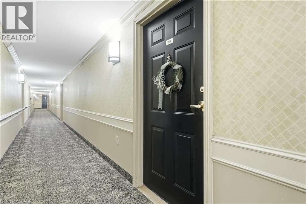 Single Family at 215- 3420 FREDERICK Avenue, Lincoln, Ontario - Photo 2 - RE/MAX Garden City Realty