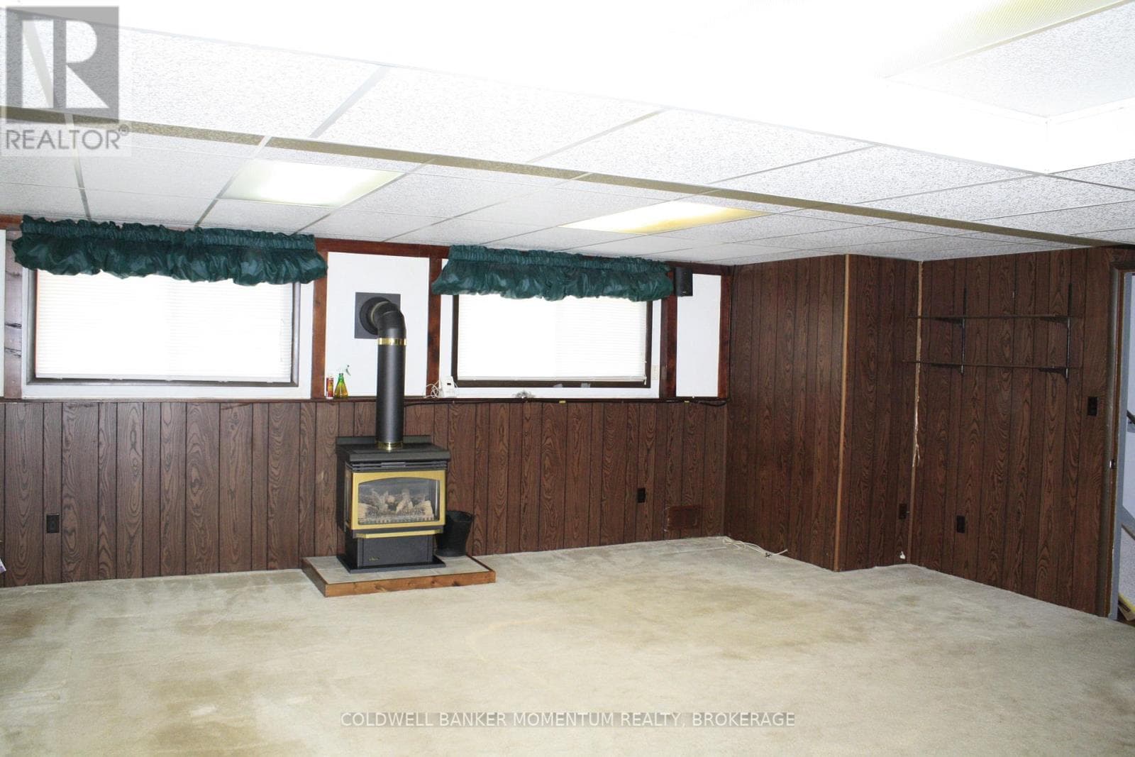 Single Family at 4351 Briarwood Avenue, Niagara Falls (Morrison), Ontario - Photo 7 - RE/MAX Garden City Realty