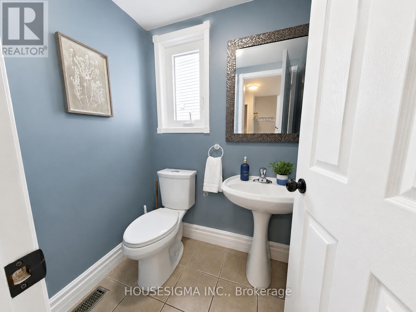 Single Family at 114 Zachary Place, Whitby (Brooklin), Ontario - Photo 9 - RE/MAX Garden City Realty