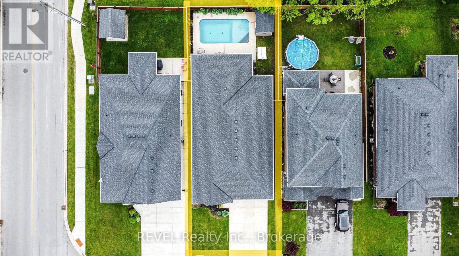 Single Family at 15 Willowbrook Drive, Welland (West Welland), Ontario - Photo 4 - RE/MAX Garden City Realty