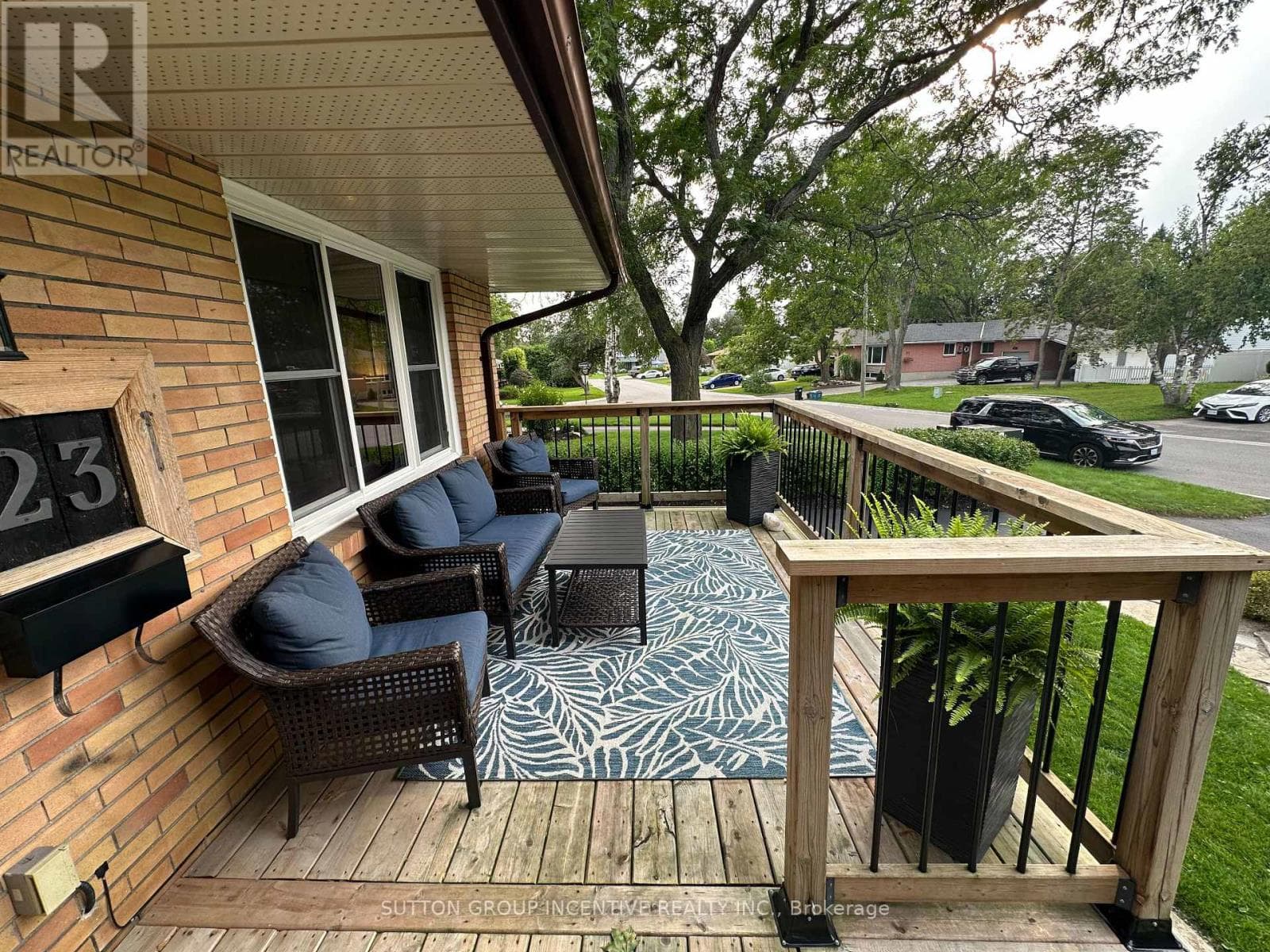 Single Family at 23 Northpark Road, Barrie (Wellington), Ontario - Photo 3 - RE/MAX Garden City Realty